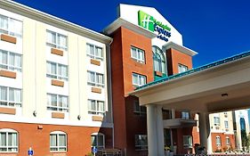 Holiday Inn Express & Suites Edson